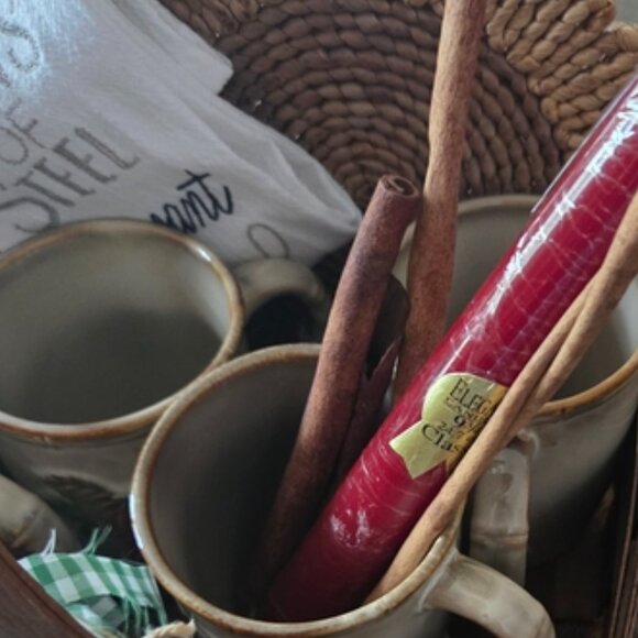 Gift Basket of Apples and Cinnamon Sticks & More! (Just add Real Apples!) - Picture 5 of 15